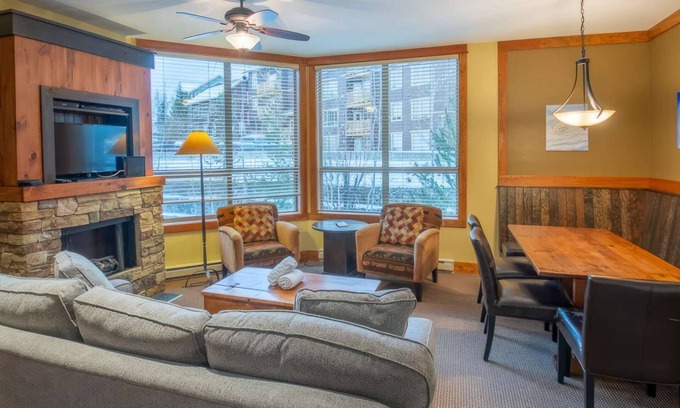 East Kootenay Condo | Fernie - Timberline Lodges Juniper #633