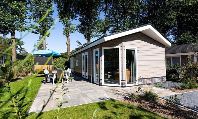 Lunteren Ski Chalet | ✓ Ferox at Landgoed de Scheleberg ✓ Holiday home for 6 persons ✓ Situated in Lunteren (Gelderland) ✓ Holiday park at the Veluwe ✓ Book directly at the park