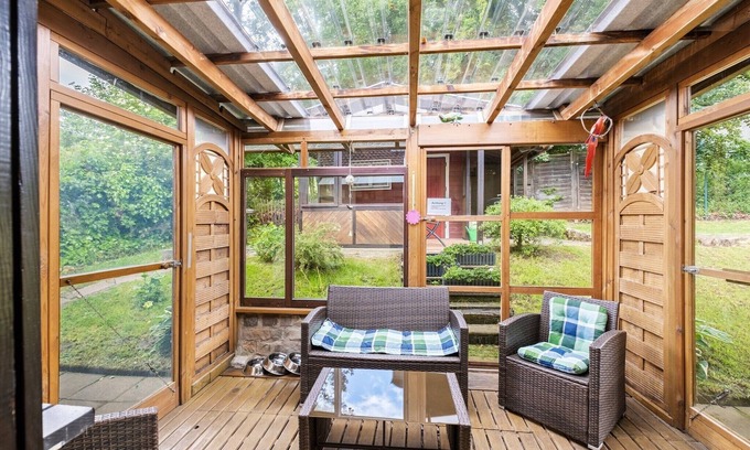 Feusdorf House | Feusdorf Forest Bungalow