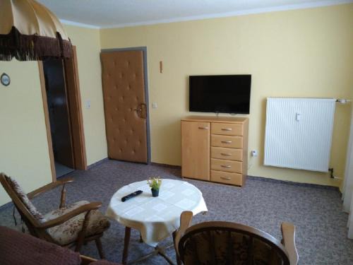 Boedefeld Apartment | FeWo 12 45qm bis 3 Pers nahe Winterberg
