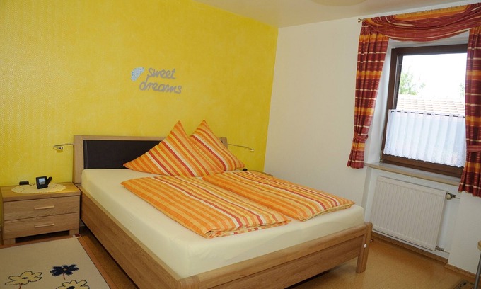 Ramsberg Apartment | FeWo (53qm) für 4 Personen mit einem Schlafzimmer & Wohnküche