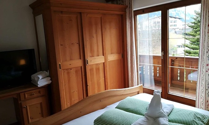 Arzl im Piztal Apartment | Fewo Steffi 2-4 Pers - Ferienhaus Gundolf Christine und Peter