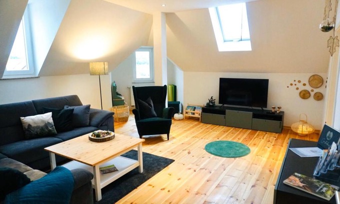 Thale Apartment | FeWo26 im Sagenharz - stilvolles Family-Apartment, 2 SZ, Klimaanlage, WLAN, Netflix & Free Parking