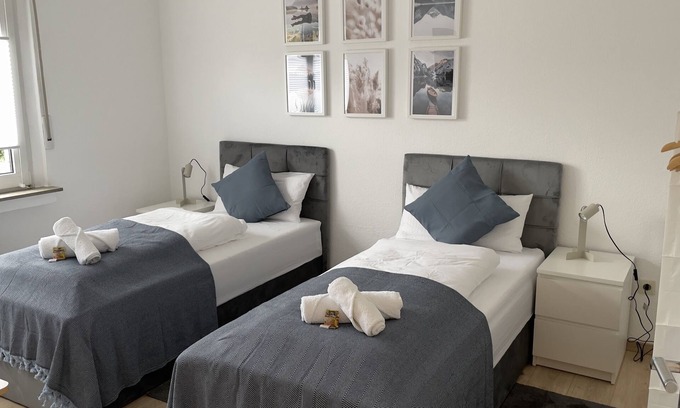 Hamm-Heessen Apartment | Fewo54 Apartment mit Garten und Terrasse Smarttv/free Wifi/free Parking/