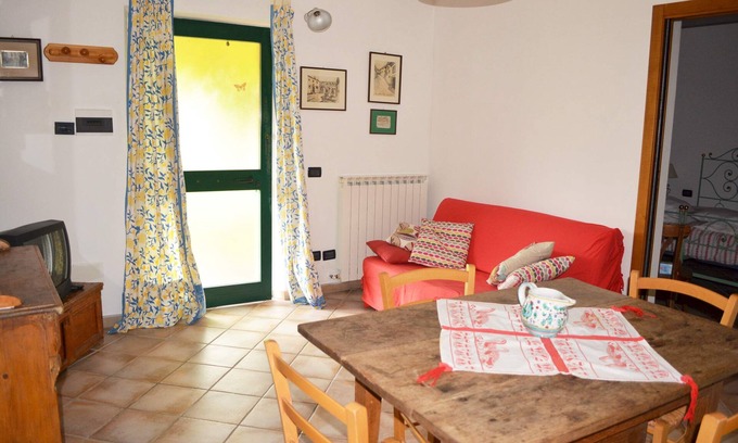 Montelaguardia Other | Fico Apartment: two-roomed apartment 2 + 2 beds in open countryside with views