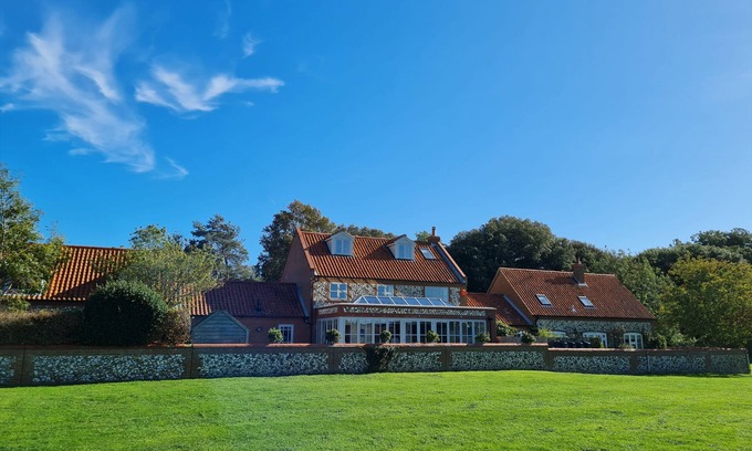 Burnham Market House | Field Piece Cottage, Burnham Market, Norfolk