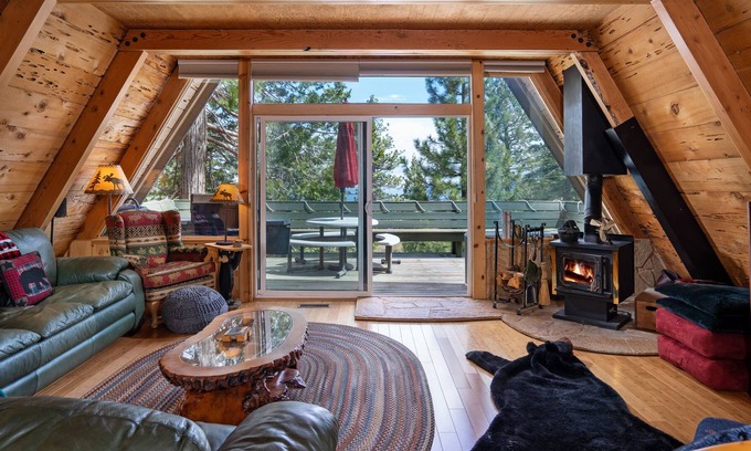 Talmont House | Filtered lake views above Sunnyside, access to Tahoe Park HOA pier/beach, 4 bedroom 2 1/2 bath