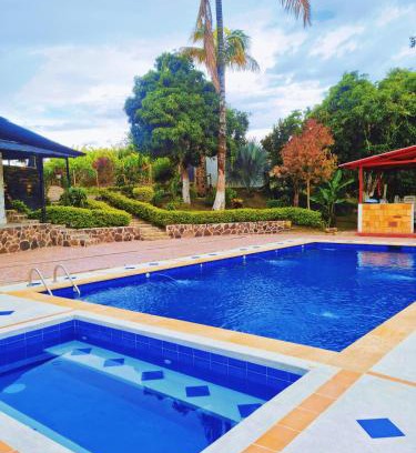Villeta Ski Chalet | Finca Bellavista Villeta