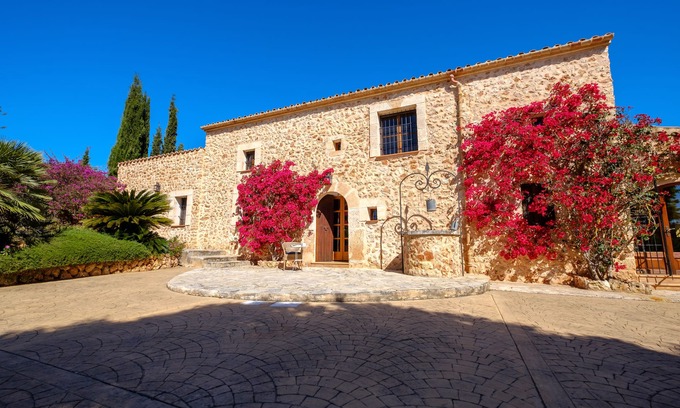 Costitx House | Finca Can Gall with tennis court, ET/3198