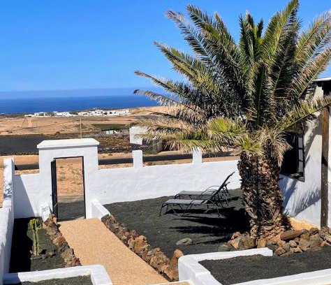 Tinajo House | Finca Rivari