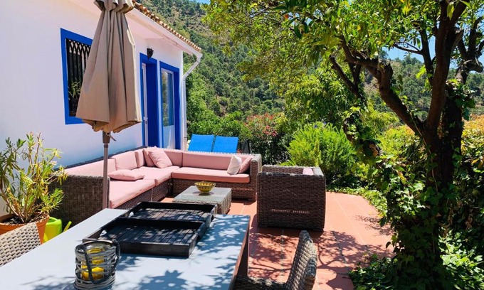 Ojen Villa | Finca Santa Ana