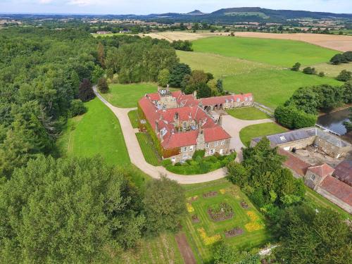 Great Broughton Apartment | Finest Retreats - Ingleby Manor - South Front