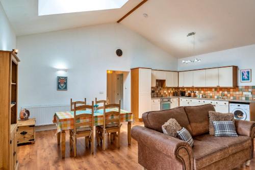 Saint Columb Major House | Finest Retreats - Sweetpea Barn
