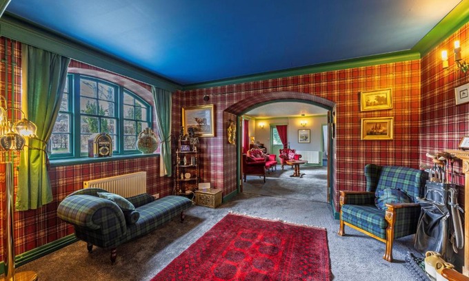 Banff House | Finest Retreats - White House Retreat