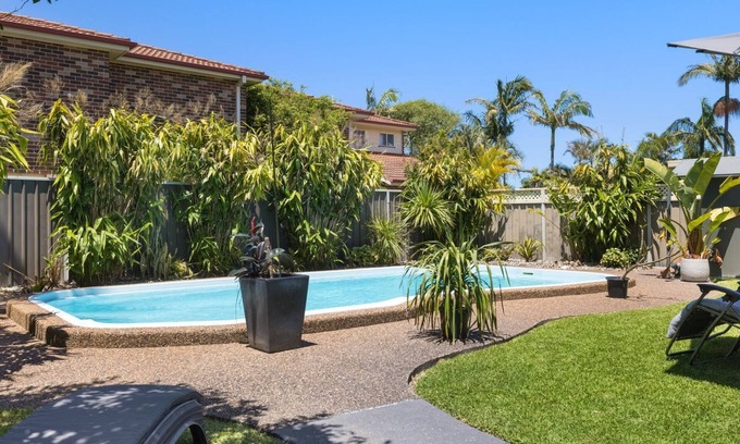 Fingal Bay House | Fingal Shoreline Oasis