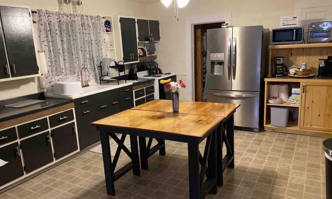 Canandaigua House | Finger Lakes Escape: Spacious 5-Bedroom Retreat in Canandaigua