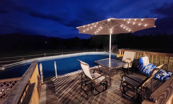 Luray House | Finished Basement with 2-bedrooms in Luray with a pool and a firepit