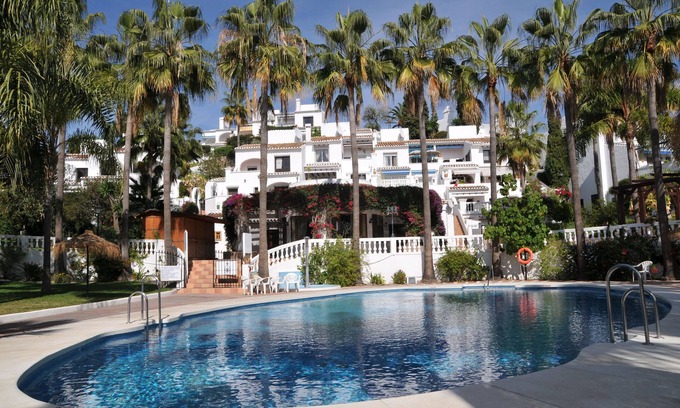 Oasis del Capistrano Apartment | Fint Modernt 3 Sovrums Radhus i Nerja, Oasis de Capistrano