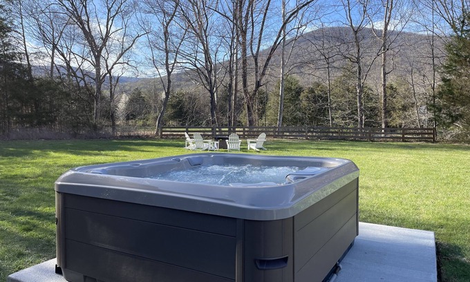 Nellysford House | Fire Pit+Hot Tub+Game Room in spacious family-friendly house