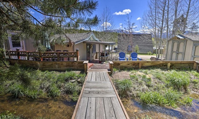 Grand Lake House | Fireplace, Deck and Mtn Views Grand Lake Home!