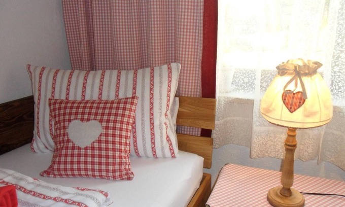 Sankt Englmar Apartment | First floor apartment (71 sqm) with tiled stove for 4 people