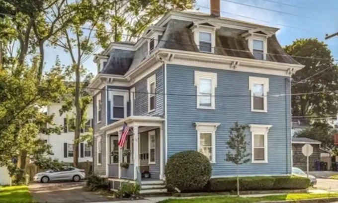 Salem Apartment | First floor condo in Salem!