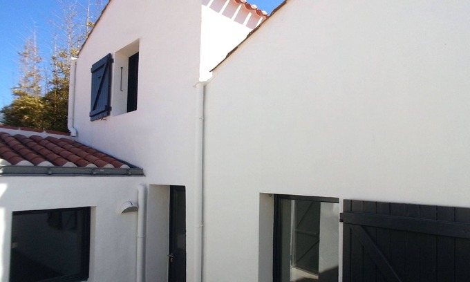 Saint-Gilles-Croix-de-Vie House | Fisherman's house full of charm