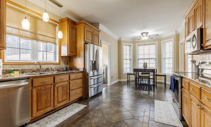 Marietta House | Fisher`s Paradise | 4 Bed, 3 Bath