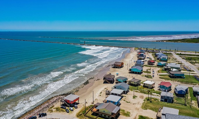 Surfside Beach Apartment | Fisherman's Bunk House