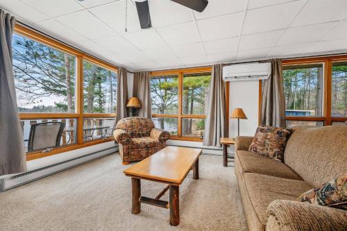 Mayfield House | Fishing-Spider Lake-Pontoon Rental-Family Friendly