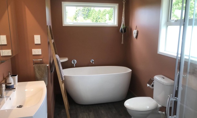Kerikeri Cottage | FishMore Cottage on an organic citrus orchard