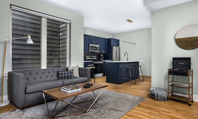 Fishtown Apartment | Fishtown Find: Artful One-Bedroom