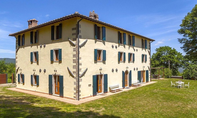 Piancastagnaio House | Fitness Room and Panoramic Views; Farmhouse