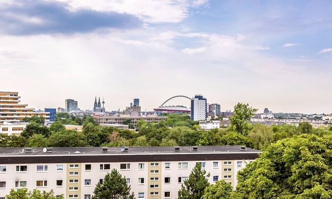 Humboldt - Gremberg Apartment | Fitters' apartment K36, 31sqm, 1 living/bedroom, balcony, max. 3 persons