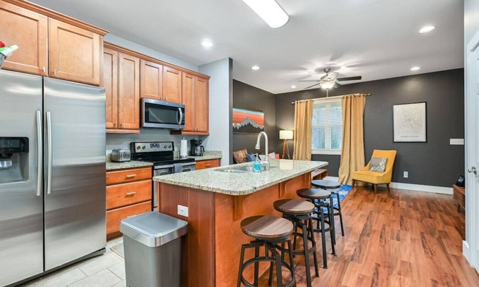 Woodfin House | Five Bedroom Home Close to Downtown