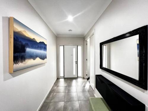 Point Cook Villa | five-room house next to the park16