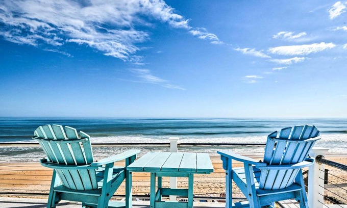 Painters Hill House | Flagler Beach Oceanfront Haven with Hot Tub!