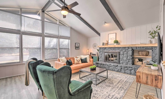 Flagstaff House | Flagstaff Gem in Continental Country Club!