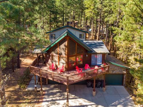 Flagstaff House | Flagstaff Retreat: Deck Spa Game Room Stunning Views