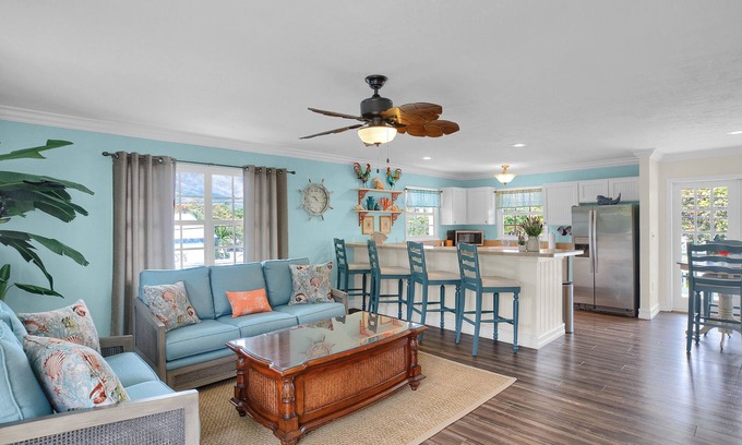 Islamorada Apartment | Flakey's B&B in the heart of Islamorada