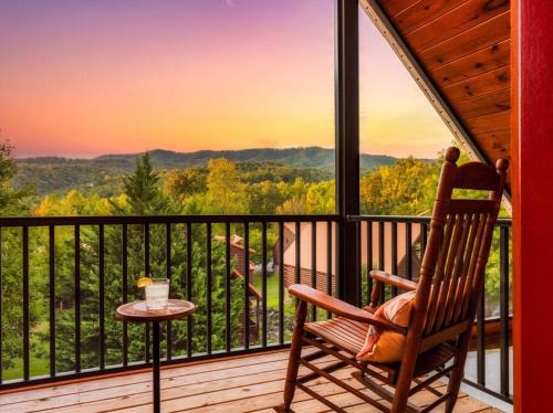 White Oak Lodge Apartment | Flat roads, Mountain View, Full Gym and Tennis court