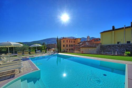 Santa Maria del Giudice House | Flavia by PosarelliVillas