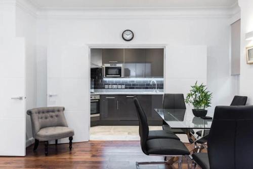 Castle Baynard Apartment | Fleet Street Apartment 3