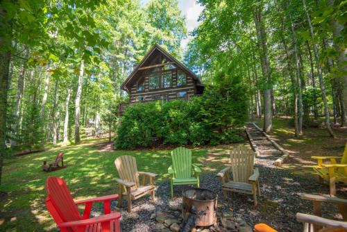 Fleetwood House | Fleetwood Falls Cabin near Boone- Community River & Lake Access, Dogs OK