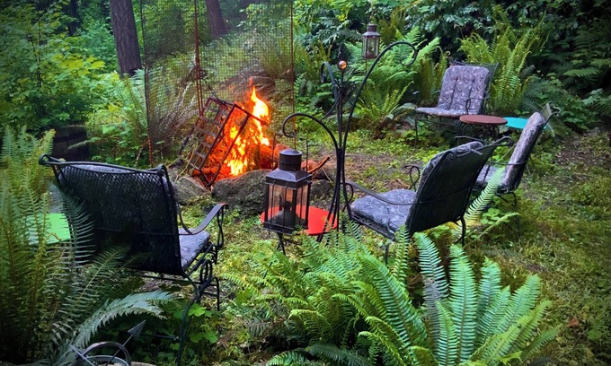 Northwest Portland Ski Chalet | Floor level of private Fire look out in Forest park
