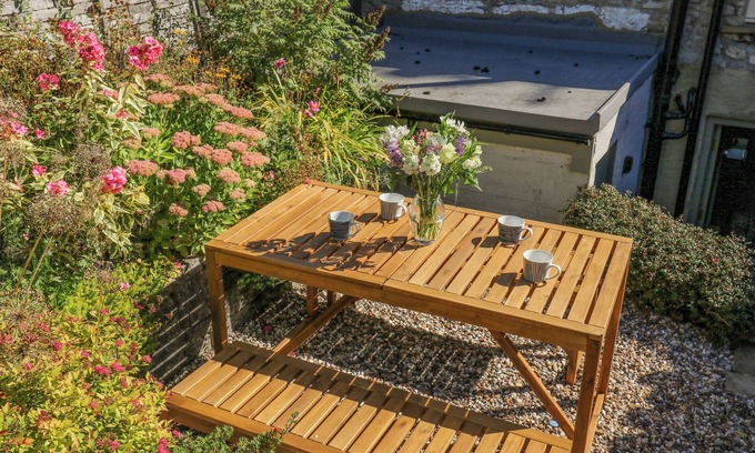 Tideswell Cottage | Flora Cottage