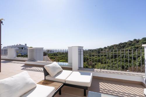 Ojen Apartment | Floresta Mairena