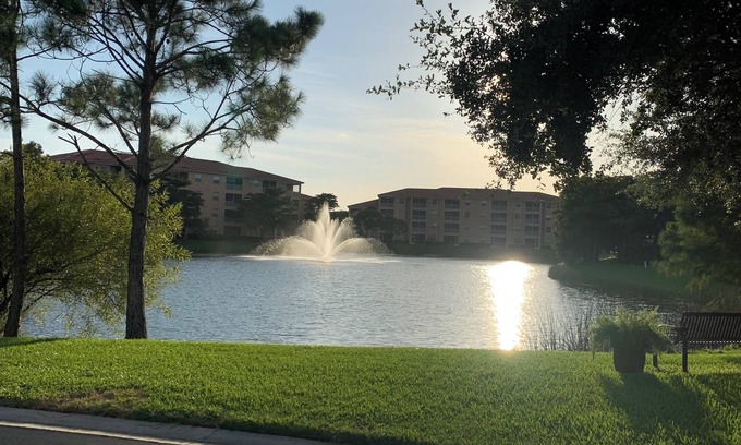 Cypress Lake Condo | Florida Vibes - A Fort Myers Gem- 2 Bedroom Condo.nn