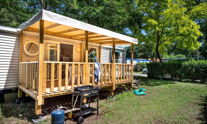 Saint-Hilaire-de-Riez House | Flower Camping Les Biches * - Mobil-home Confort TV 3hc - 30m2 - covered terrace - TV - plancha 6 people