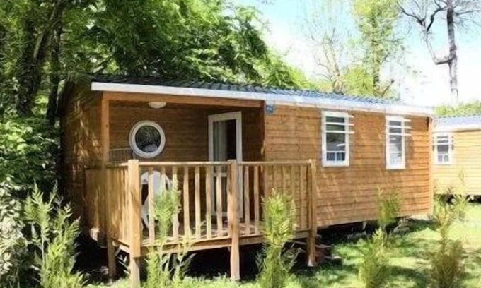 Montbarrey House | Flower Camping Les 3 Bear * - Mobil home Comfort 27.3m2 (2 Bedrooms) including semi-covered terrace 4 people